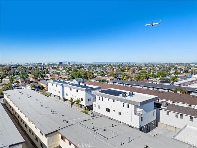 10940 S. Osage Avenue, Inglewood, CA 90304