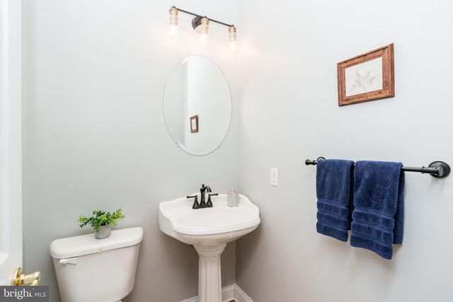 31 WOOD CHIP RD, Elkton, MD 21921