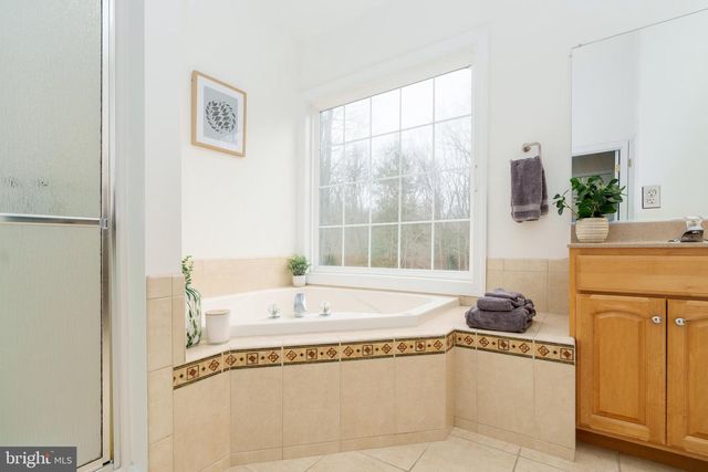 31 WOOD CHIP RD, Elkton, MD 21921