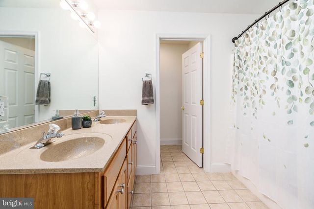 31 WOOD CHIP RD, Elkton, MD 21921