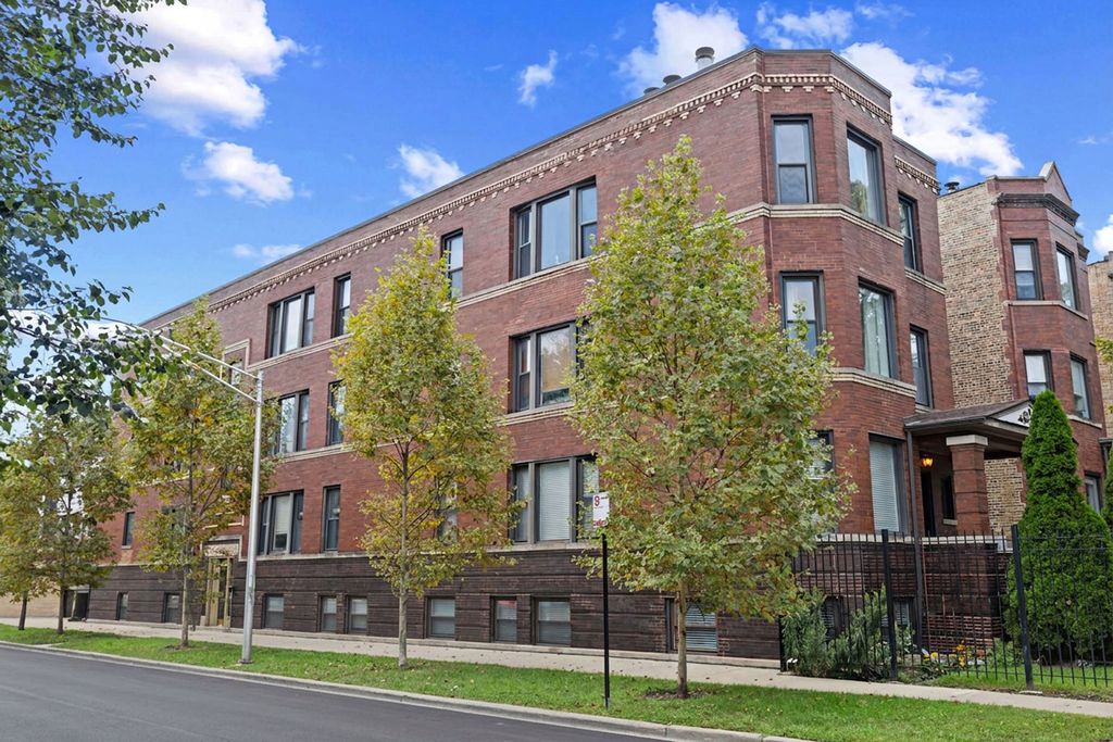 2148 N Sawyer Avenue 2S, Chicago, IL 60647 — exterior