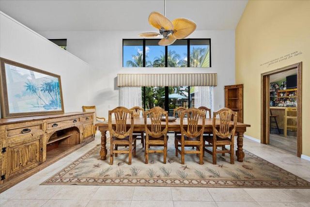 9363 SE Cove Point Street, Tequesta, FL 33469