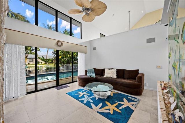 9363 SE Cove Point Street, Tequesta, FL 33469