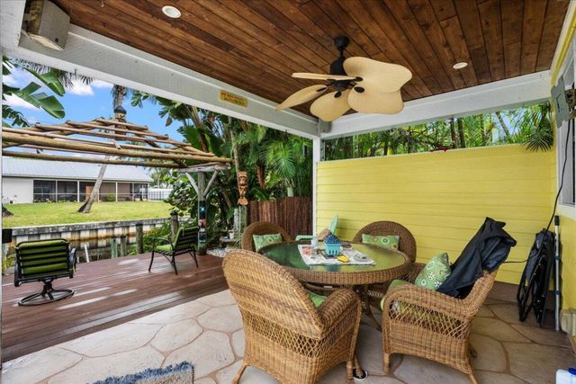 9363 SE Cove Point Street, Tequesta, FL 33469