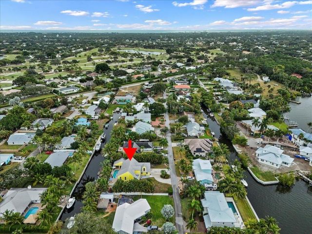 9363 SE Cove Point Street, Tequesta, FL 33469