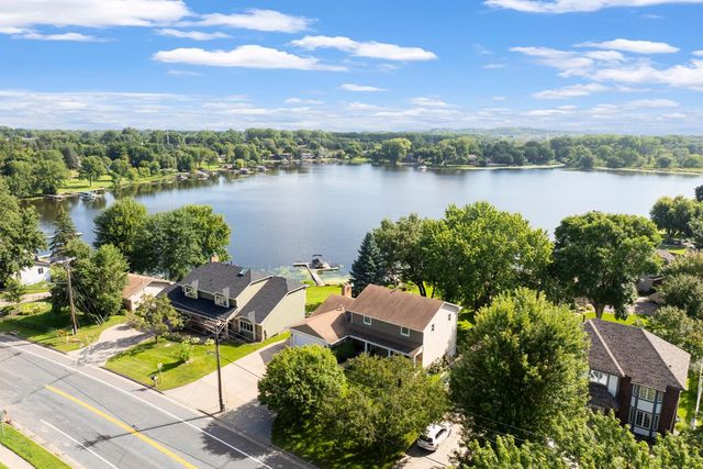 1975 Long Lake Road, New Brighton, MN 55112