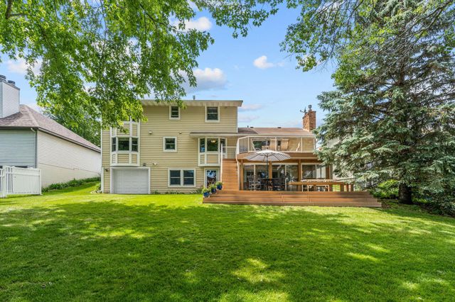 1975 Long Lake Road, New Brighton, MN 55112