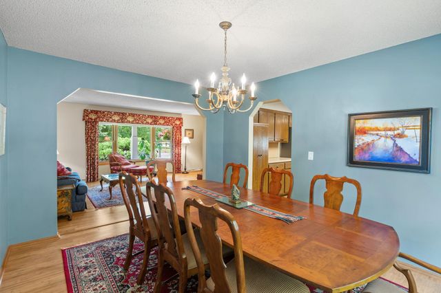 1975 Long Lake Road, New Brighton, MN 55112