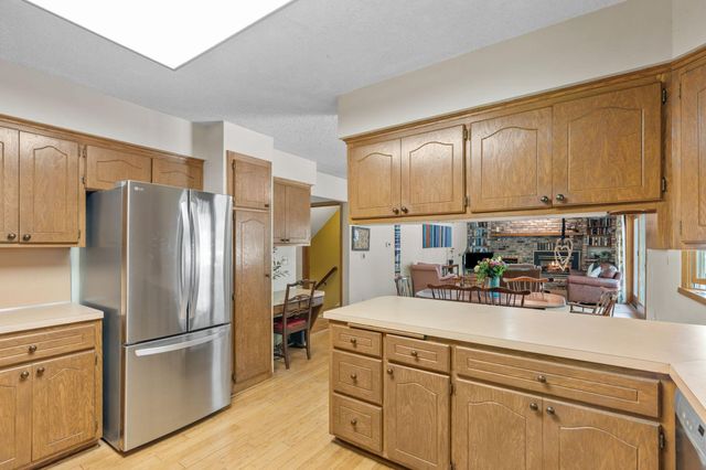 1975 Long Lake Road, New Brighton, MN 55112