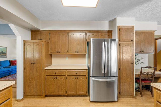 1975 Long Lake Road, New Brighton, MN 55112