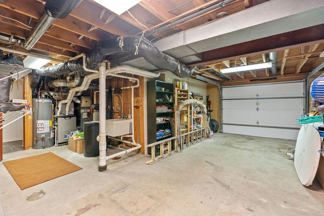 1975 Long Lake Road, New Brighton, MN 55112