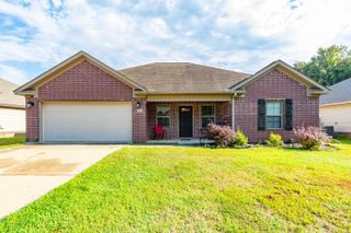 1107 Fox Chase Drive, Bryant, AR 72022