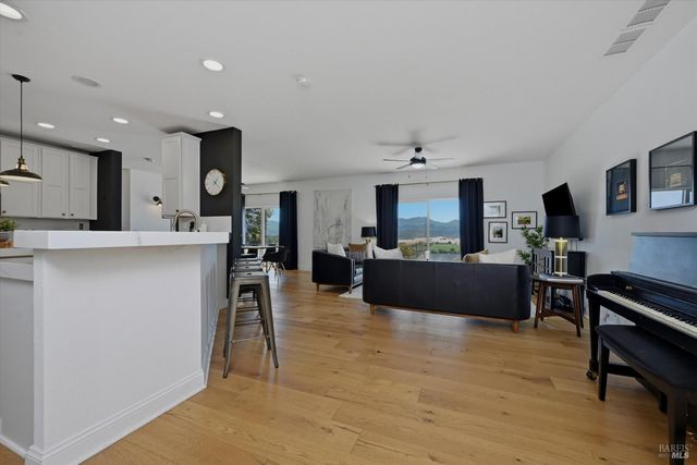 20011 Honey Hill Dr, Hidden Valley Lake, CA 95467