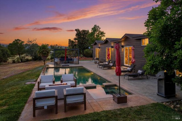 20011 Honey Hill Dr, Hidden Valley Lake, CA 95467