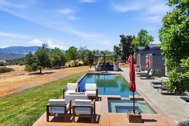 20011 Honey Hill Dr, Hidden Valley Lake, CA 95467