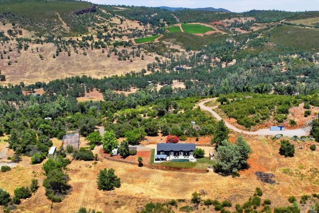 20011 Honey Hill Dr, Hidden Valley Lake, CA 95467