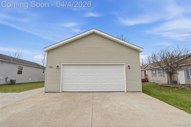 16208 Derby Circle, Holly Township, MI 48442