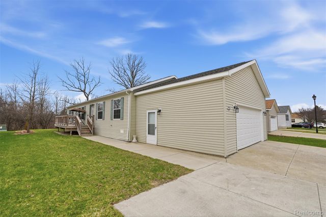 16208 Derby Circle, Holly Township, MI 48442