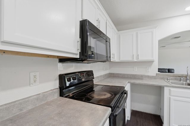 255 Hallie Cove, San Antonio, TX 78227
