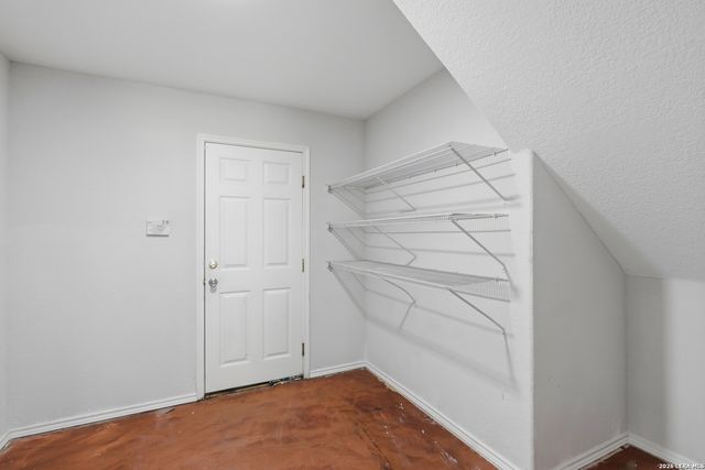 255 Hallie Cove, San Antonio, TX 78227