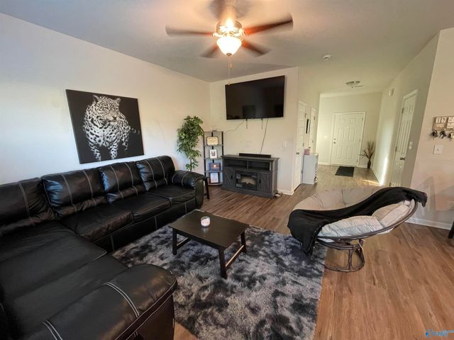 168 Lincoln Gray Circle, New Market, AL 35761