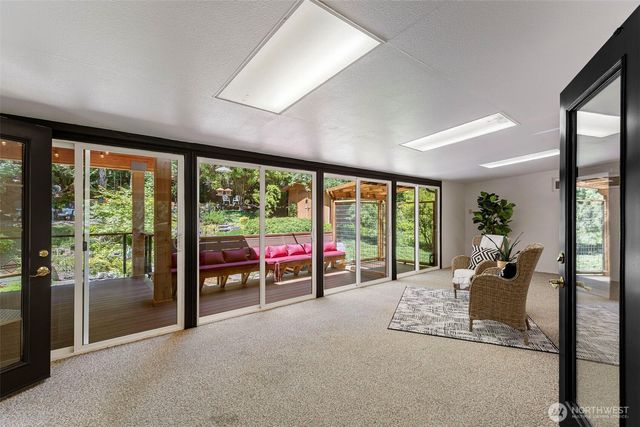 14203 Thomas Drive NW, Silverdale, WA 98383