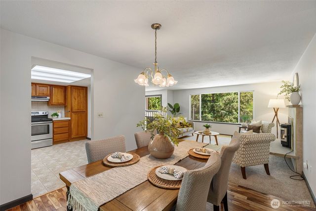 14203 Thomas Drive NW, Silverdale, WA 98383