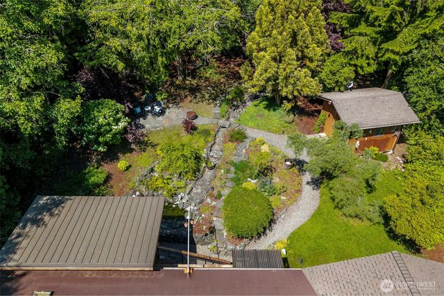 14203 Thomas Drive NW, Silverdale, WA 98383