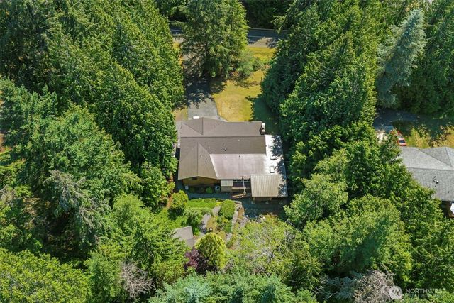 14203 Thomas Drive NW, Silverdale, WA 98383