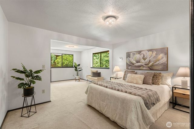 14203 Thomas Drive NW, Silverdale, WA 98383