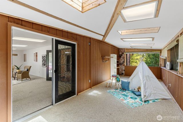 14203 Thomas Drive NW, Silverdale, WA 98383