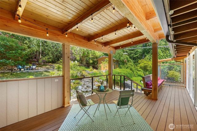 14203 Thomas Drive NW, Silverdale, WA 98383
