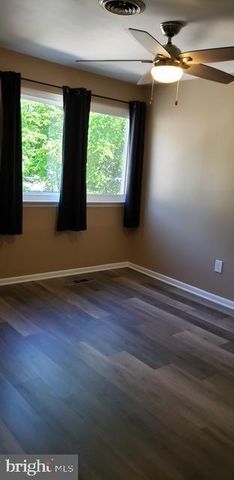 313 BARTON RUN BLVD, Marlton, NJ 08053