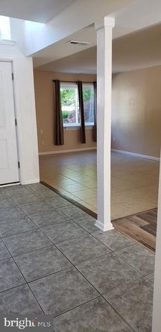 313 BARTON RUN BLVD, Marlton, NJ 08053