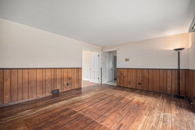 1421 Berry Lane, Flossmoor, IL 60422