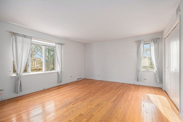 1421 Berry Lane, Flossmoor, IL 60422