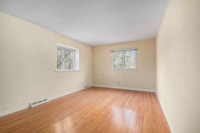 1421 Berry Lane, Flossmoor, IL 60422