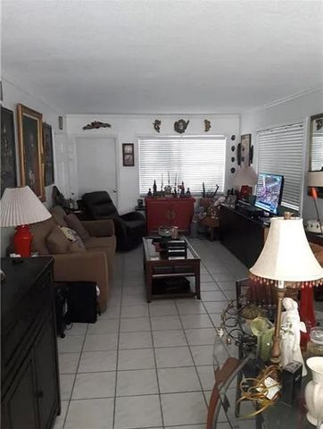 1490 NW 43rd Avenue 310, Lauderhill, FL 33313