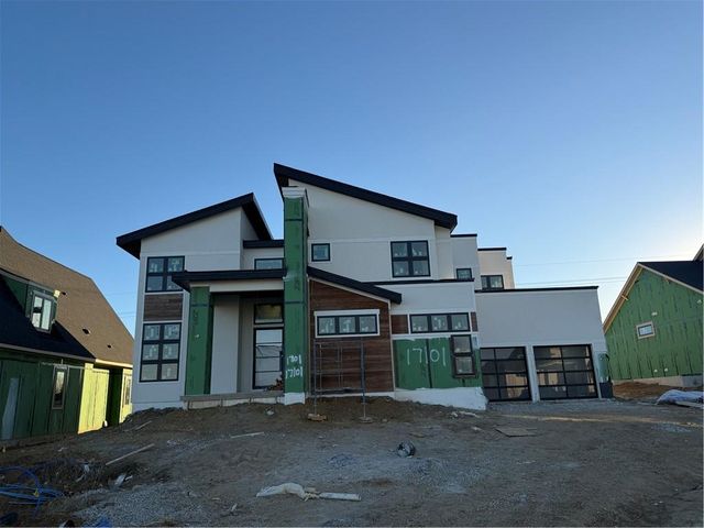 17101 Earnshaw Street, Overland Park, KS 66221