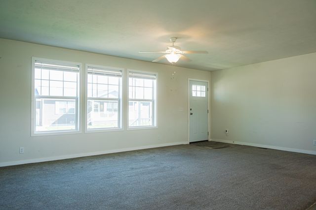 712 Peach Lane, Fremont, MI 49412