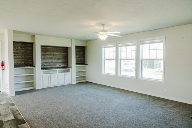 712 Peach Lane, Fremont, MI 49412