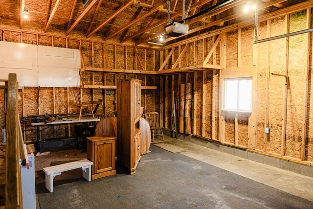 712 Peach Lane, Fremont, MI 49412