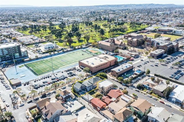 1424 S Catalina, Los Angeles, CA 90006