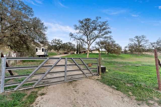 37000 Sand Creek Road, Yokuts Valley, CA 93675