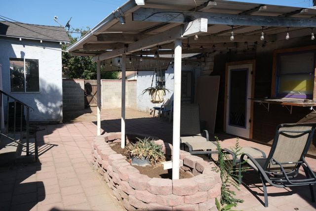3805 E Heaton Avenue, Fresno, CA 93702