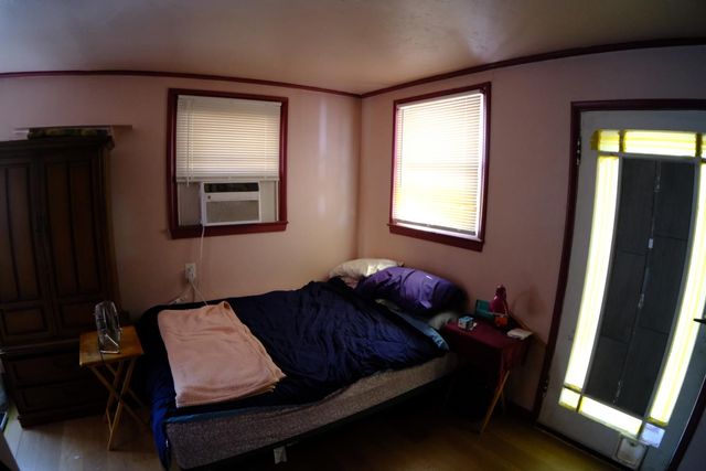 3805 E Heaton Avenue, Fresno, CA 93702