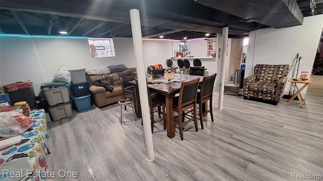 15094 Strathmoor Street, Detroit, MI 48227