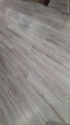 15094 Strathmoor Street, Detroit, MI 48227