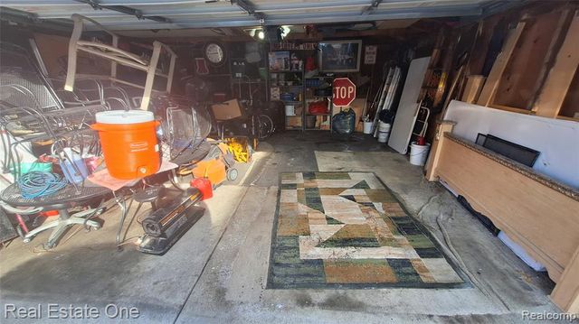 15094 Strathmoor Street, Detroit, MI 48227