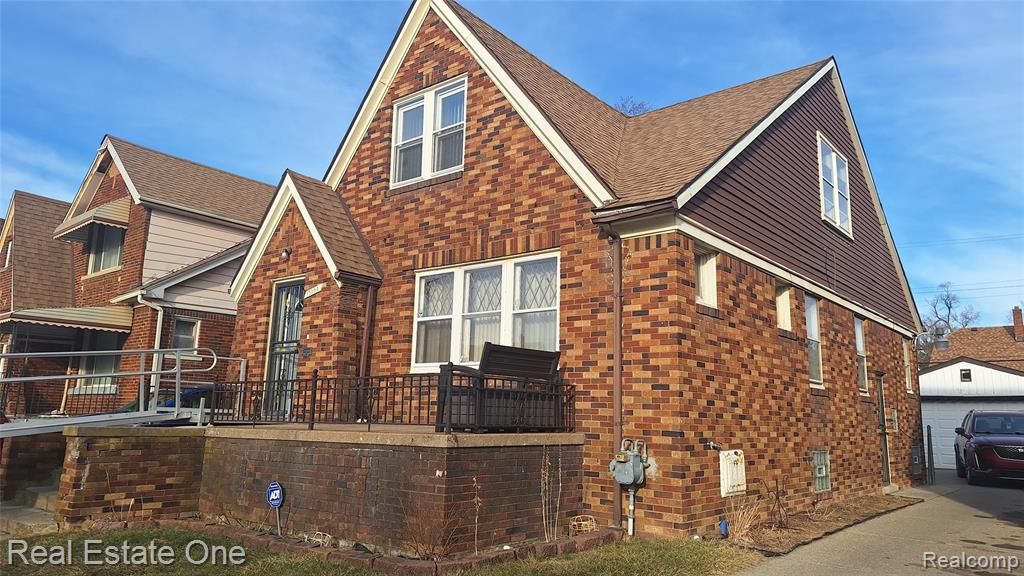 15094 Strathmoor Street, Detroit, MI 48227